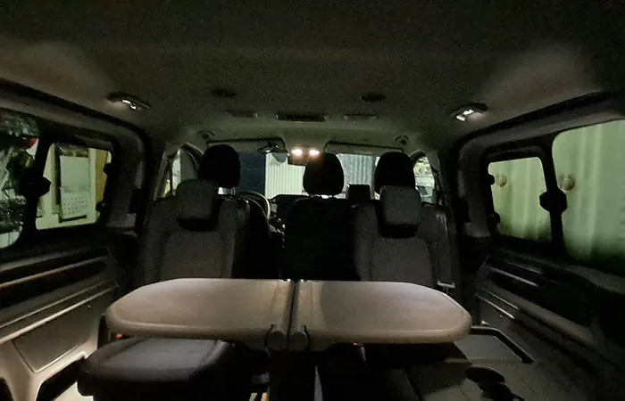 Interior Taxi Rivervan9